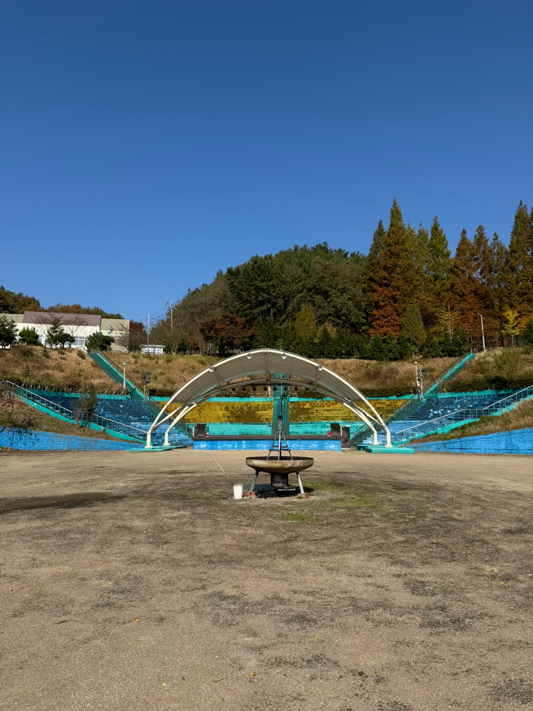 운동장 및 구령대